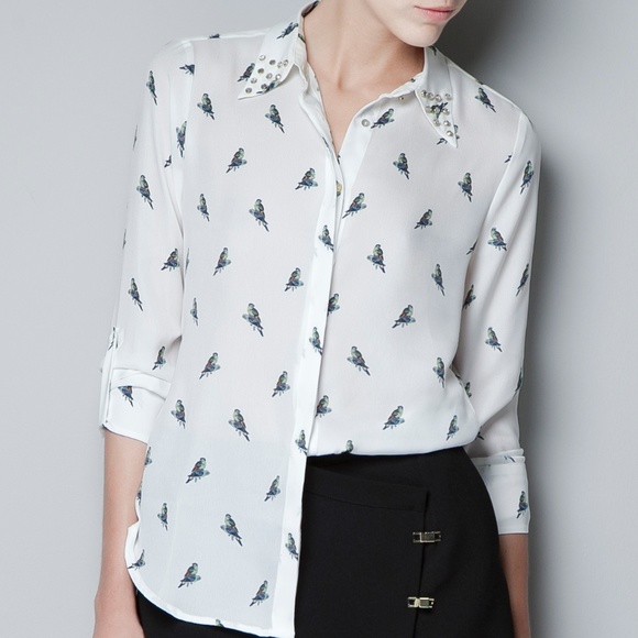 Zara Tops - Zara Parrot Button Up